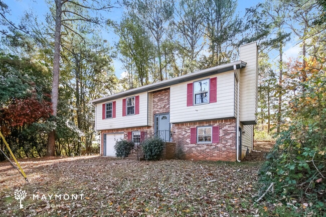 563 Fawn Ct SE, Conyers, GA 30013 - photo 2