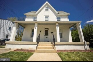 328 Ridley Ave Unit 2, Folsom, PA 19033