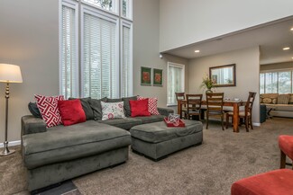 672 E Union Pines Ct, Midvale, UT 84047