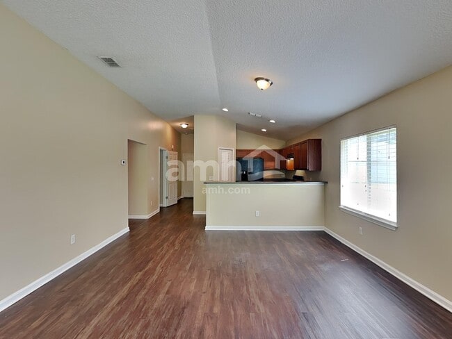 6126 Sage Willow Way, Jacksonville, FL 32244 - photo 5