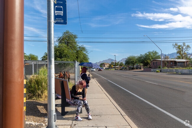 Sun Tran busses make regular stops along main roads in Feldman's.