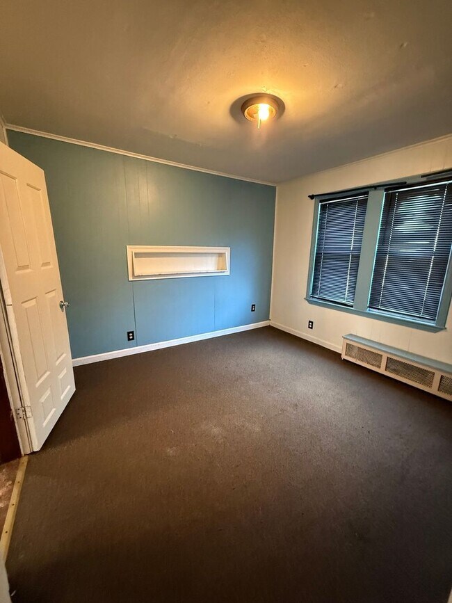 621 Springfield St, Chicopee, MA 01013 - photo 6