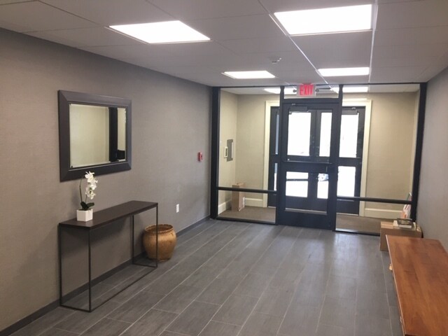 50 Lancaster Terrace unit 101, Brookline, MA 02446 - photo 7