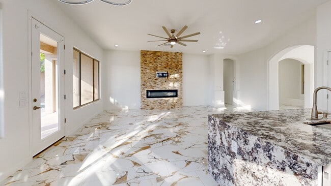 11530 S Morningside Dr, Goodyear, AZ 85338 - photo 3