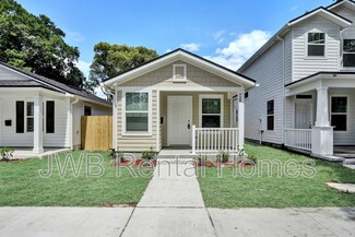 729 Pippin St, Jacksonville, FL 32206