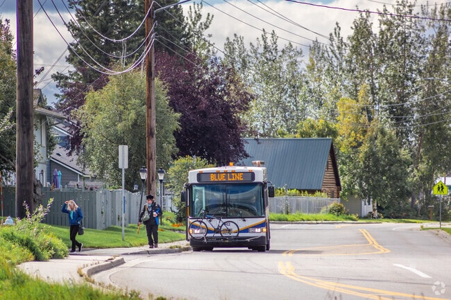 Find convenient public transportation on the Blue Line in the Weeks Field neighborhood.