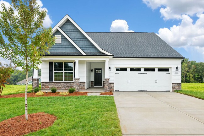 120 Sugar Maple Dr unit 36484877, King, NC 27021 - photo 2