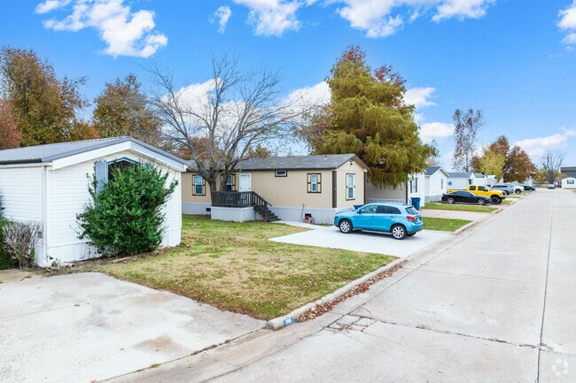 Brentwood Mobile Home Park is located within the boundary of the Bryant neighborhood.