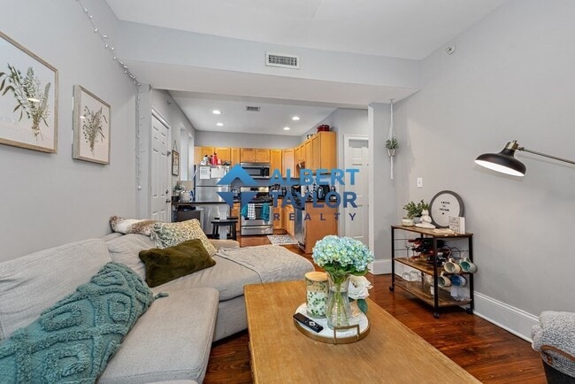 16 Sewall St unit 3, Roxbury Crossing, MA 02120 - photo 4