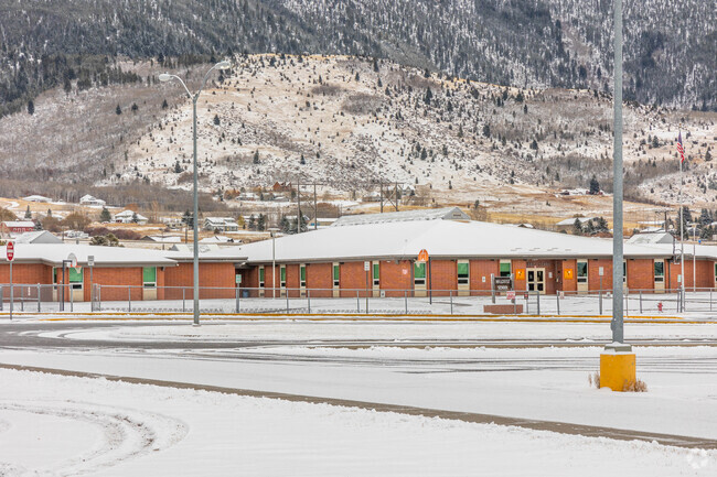 Hillcrest Elementary School