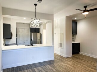 1113 Banister Ln, Austin, TX 78704