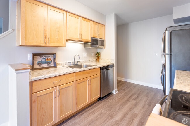 2 BR, 1.5 BA - Premium Upgrade