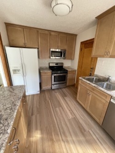 4425 Vincent Ave S Unit 2, Minneapolis, MN 55410