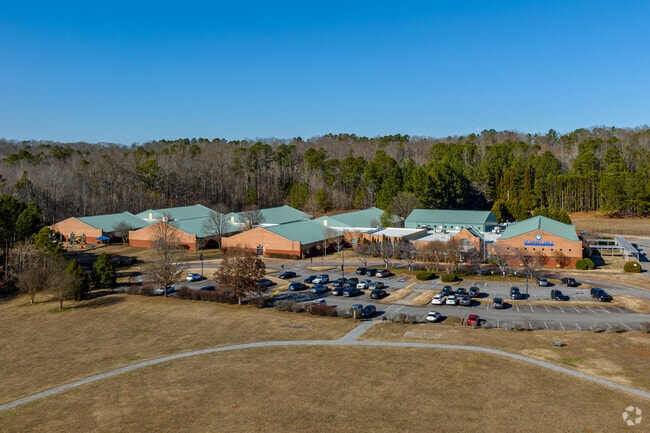 Welcome to Summit Hill Elementary in Milton.