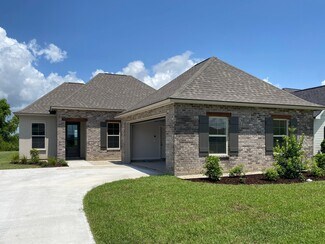 165 Margie St, Thibodaux, LA 70301