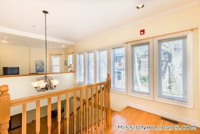 74 Georgia St unit 2, Dorchester, MA 02121 - photo 6