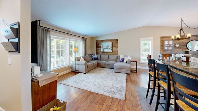 1101 Ryan Ct, West Linn, OR 97068 - photo 2