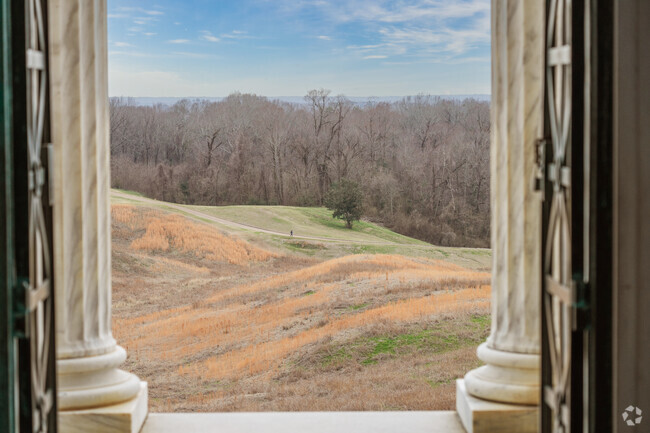 Vicksburg National Military Park spans 1,800 acres with over 1,400 monuments and markers.