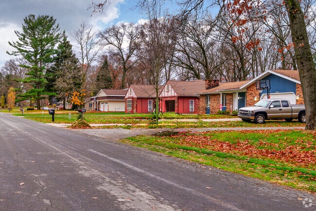 Older neighborhoods include various ranch models to choose from in Spring Lake.