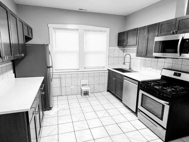 4838 W Addison St unit 1, Chicago, IL 60641 - photo 2