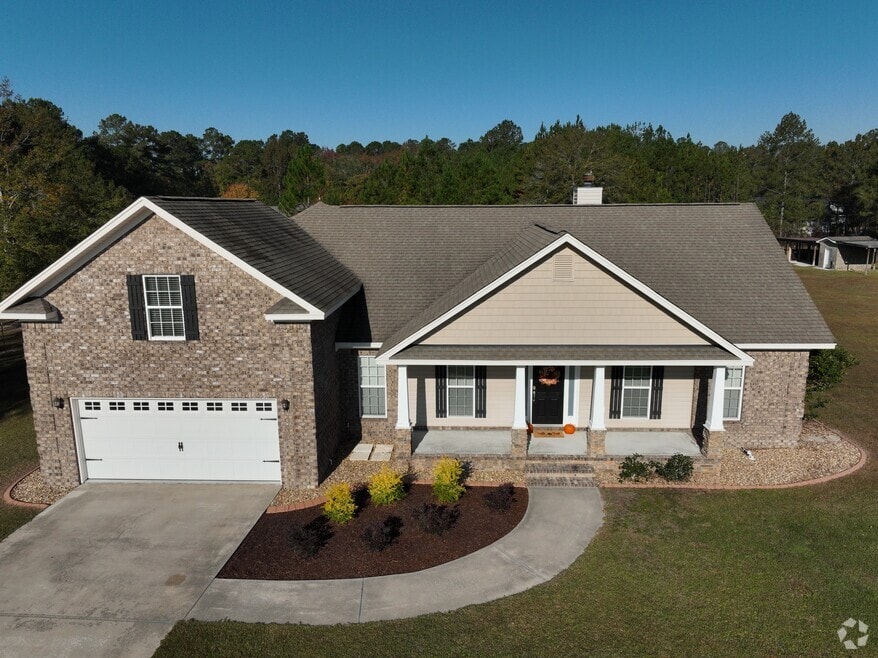 135 Runs Crossing Dr, Springfield, GA 31329 - photo 2