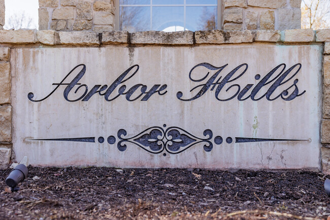 Arbor Hills is a small and serene neighborhood tucked away in south Joplin.