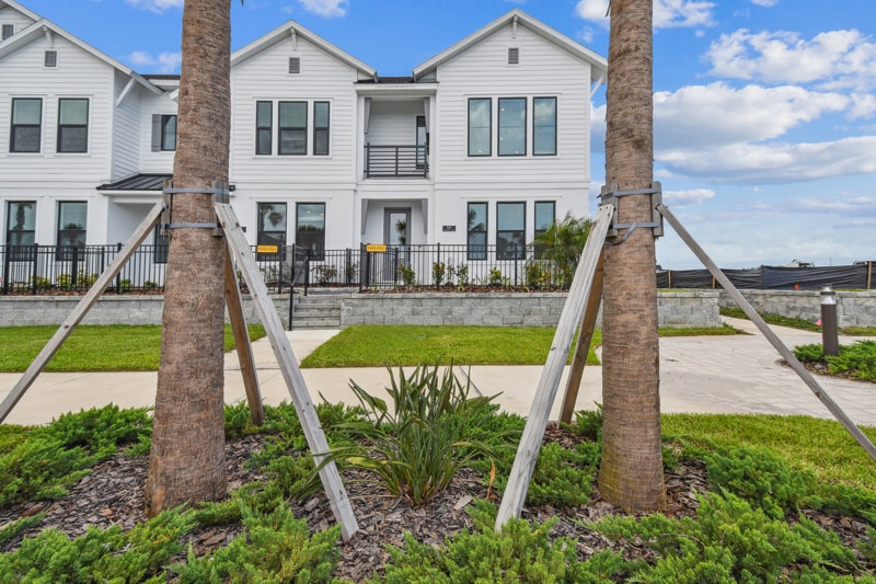 1647 Springwell Ln, Sarasota, FL 34240 - photo 1