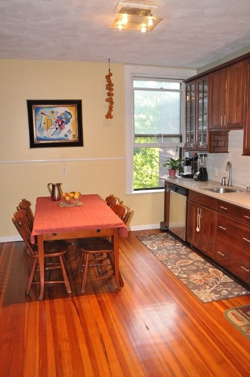134 Fuller St unit 3, Brookline, MA 02446 - photo 2