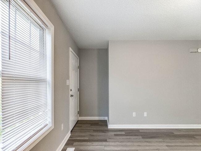 754 Old Stage Rd unit A, Church Hill, TN 37642 - photo 7