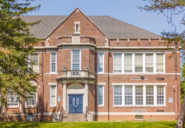 Garrett Heights Elementary and Middle School serves the Lauraville community.