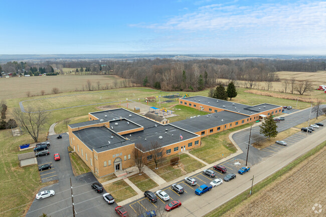 Fayette Central Elementary School has a student-teacher ratio of 21 to 1.