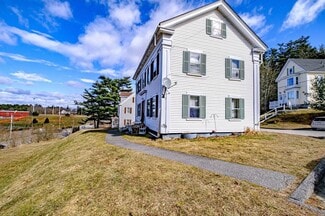 5 Aegis Dr, Bath, ME 04530