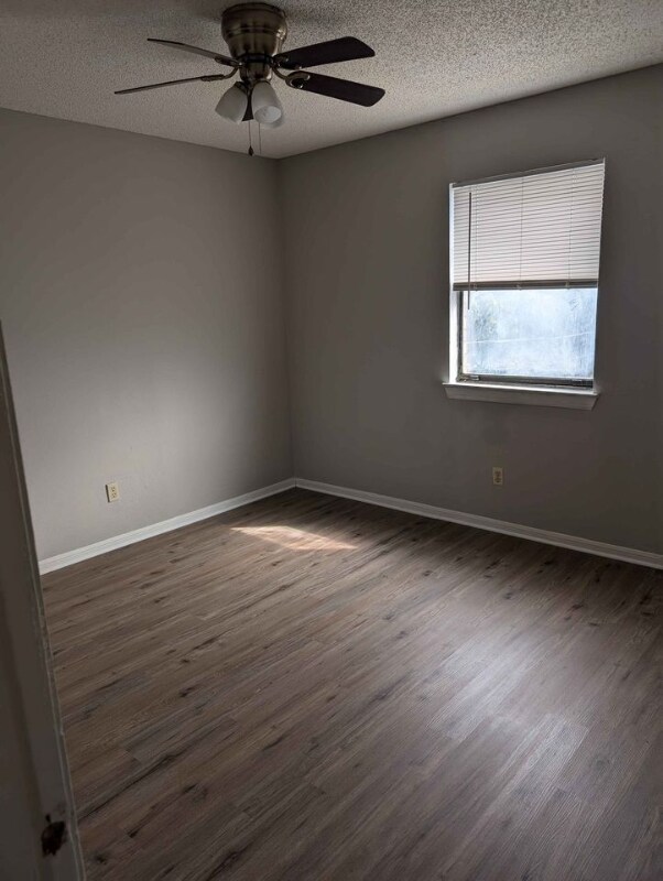 1303 Brown Dr unit D, Copperas Cove, TX 76522 - photo 3