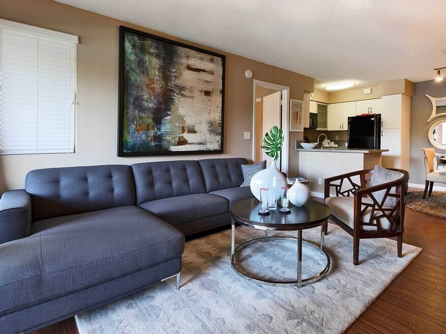 2BR, 1BA - 1,034SF - Living Room