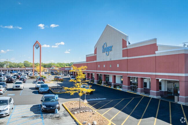 Georgetown Square offers consumers many shopping options including Kroger for groceries.