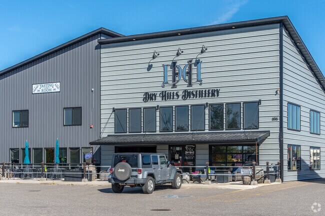 Dry Hills Distillery offers a taste of Four Corners' thriving lifestyle.