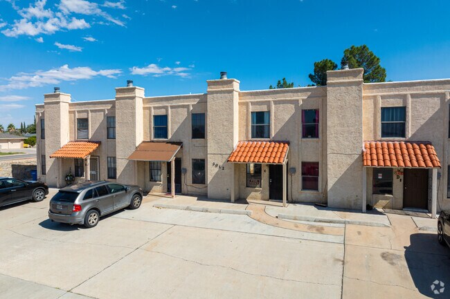 Those looking for a fresh start might enjoy the stucco townhouses of Pico Norte.