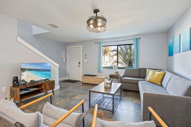 280 S Atlantic Ave unit ID1044305P, Cocoa Beach, FL 32931 - photo 2