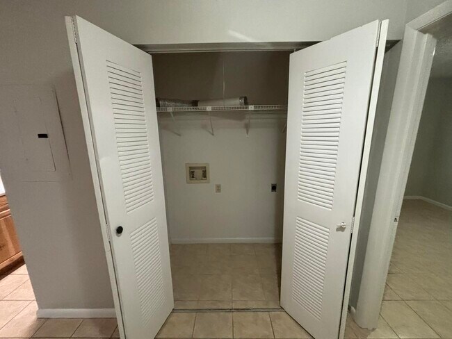 3858 NW Huntsboro St unit 3858 NW Huntsboro St, Lake City, FL 32055 - photo 5