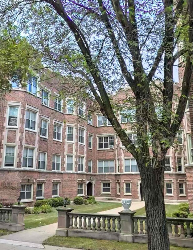 1726 E 70th St Unit 1722, Chicago, IL 60649