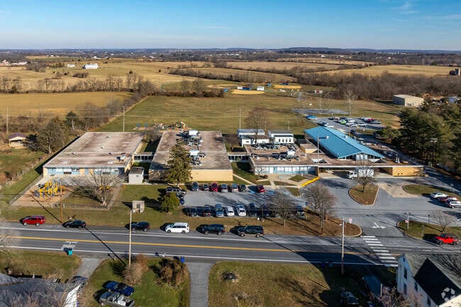 Lewistown Elementary School