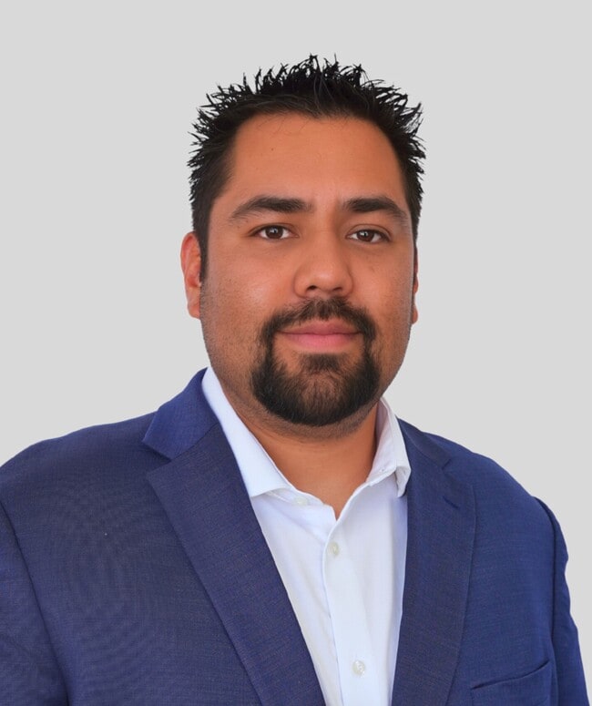 Agent Photo