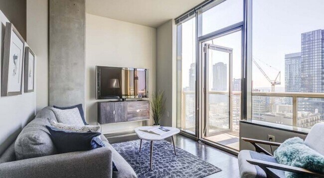 Via 6, Seattle, WA 98121 - photo 4