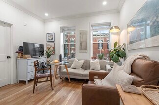 7 Grove St Unit 4, Boston, MA 02114