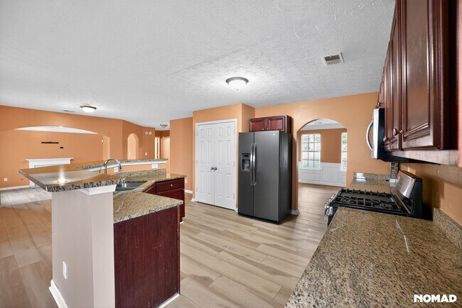 395 Lamont Ln, Hampton, GA 30228 - photo 6