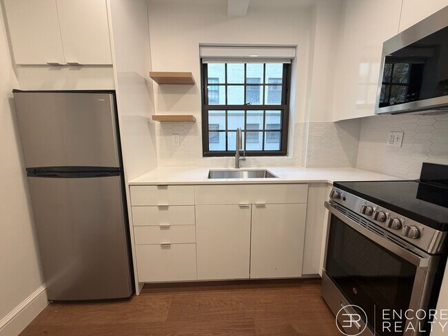 1200 Massachusetts Ave unit 108, Cambridge, MA 02138 - photo 7