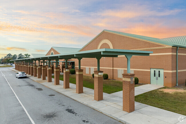 Thurgood Marshall Elementary School has a 14:1 student to teacher ratio.