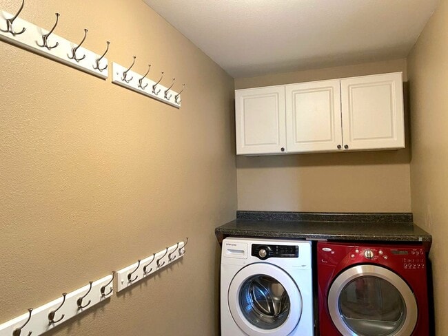 3623 Starview Dr, Cedar Falls, IA 50613 - photo 6