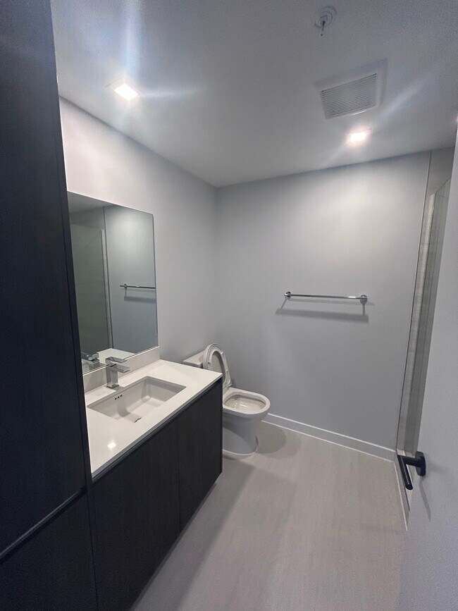 110 NW 14th Ave unit B5, Dania, FL 33004 - photo 5