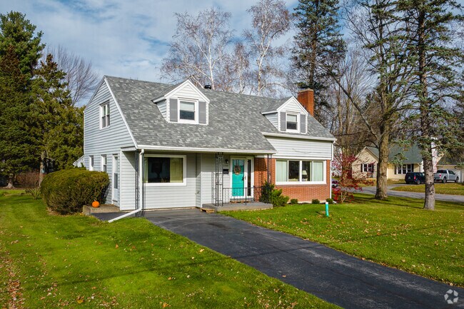 Cape code homes can be found throughout Alden.